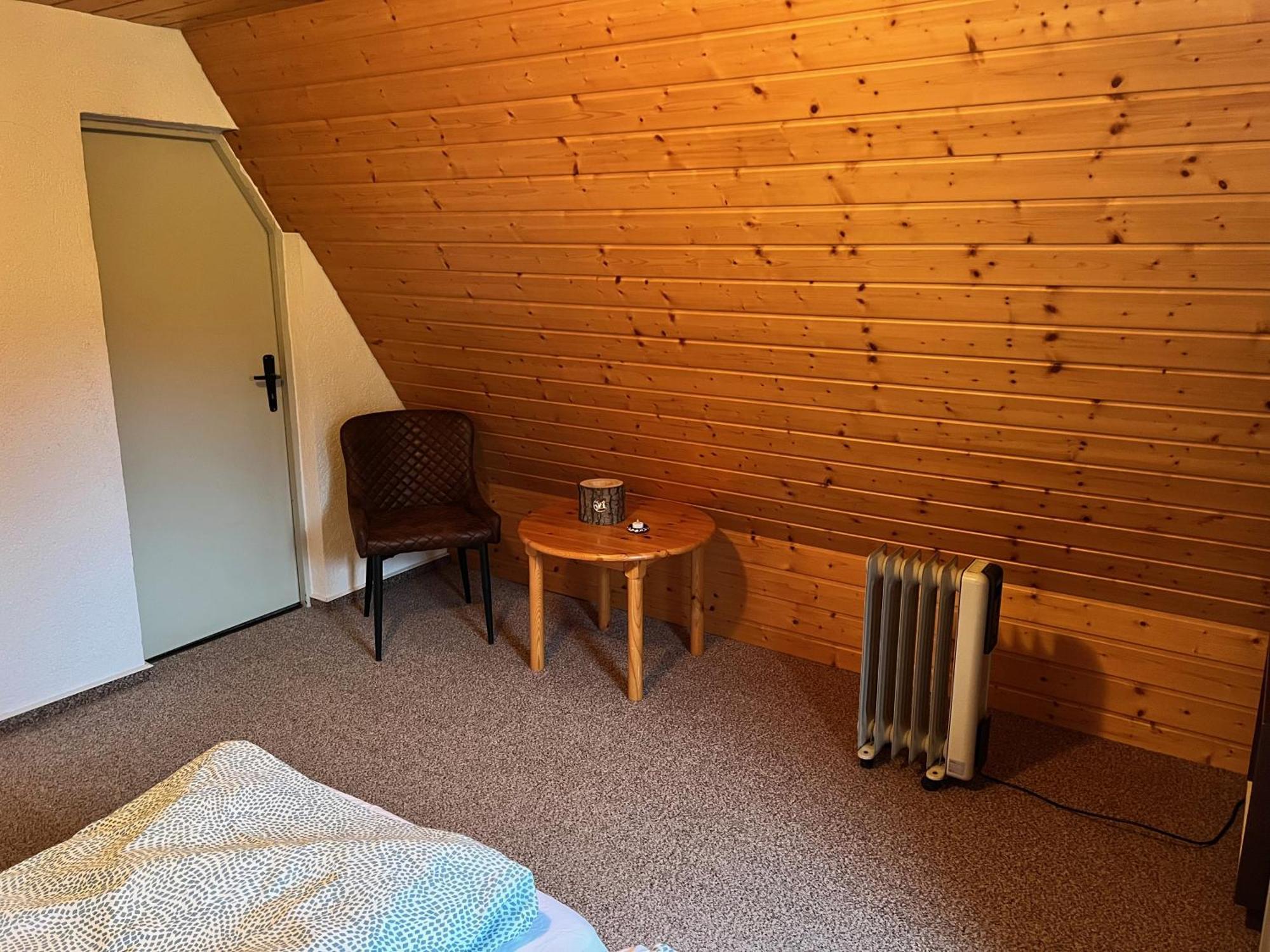 Urige Berghuette Mit Kamin Und Sauna Im Erzgebirge Nahe Schwarzwassertal Pobershau Exteriör bild