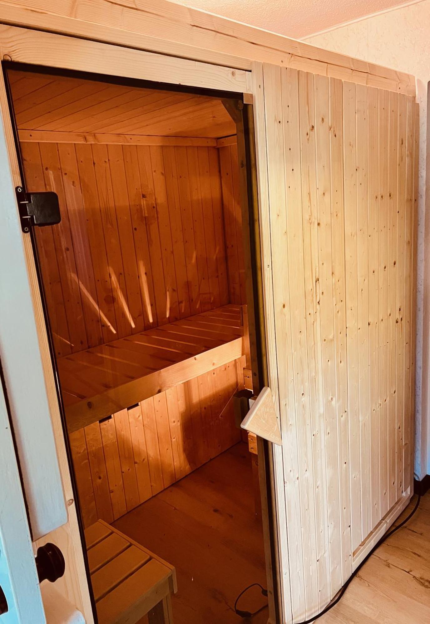 Urige Berghuette Mit Kamin Und Sauna Im Erzgebirge Nahe Schwarzwassertal Pobershau Exteriör bild